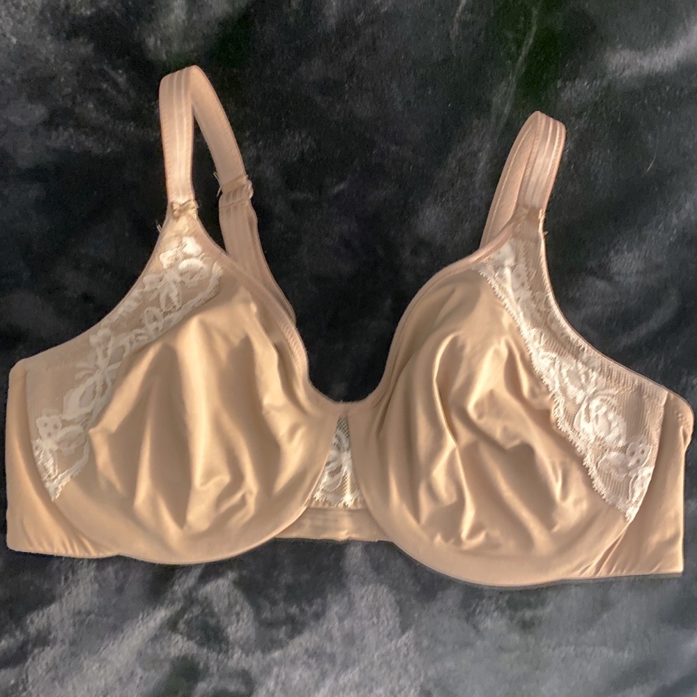 OLGA Cloud 9 Minimizer Bra - 36C